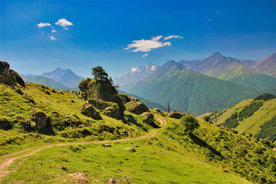 崇山峻岭与山景