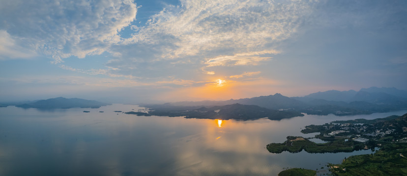 航拍太行山岗南水库落日