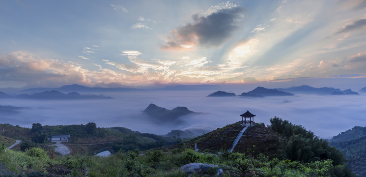 长宁双河镇高山云海朝霞风景