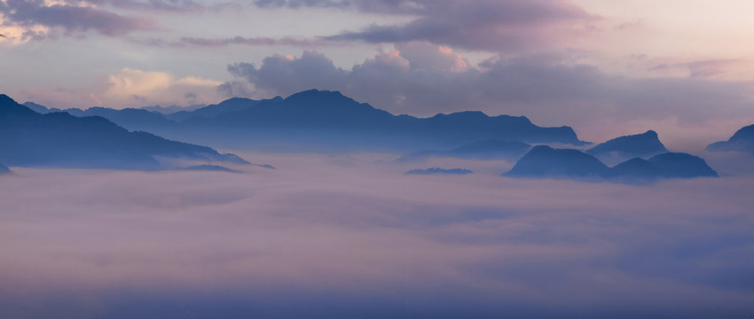 长宁双河镇高山沟壑日出云海