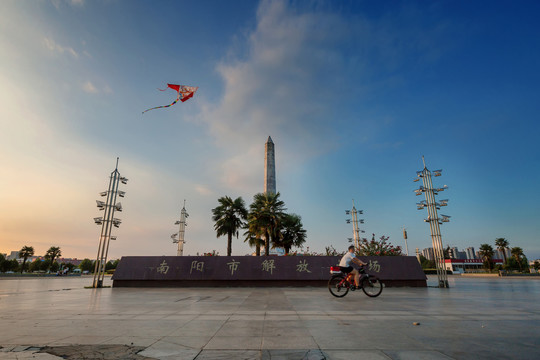 风筝和纪念碑
