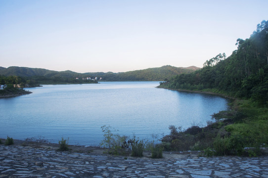 后桥水库湖泊风景