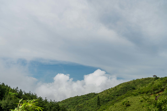 高山白云蓝天