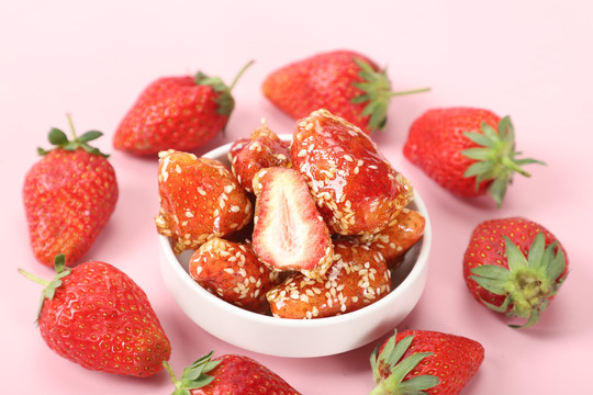 冻干拔丝草莓