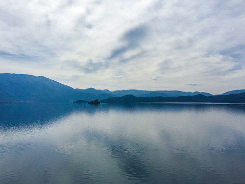 泸沽湖