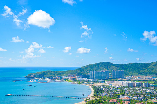 鹿回头风景区