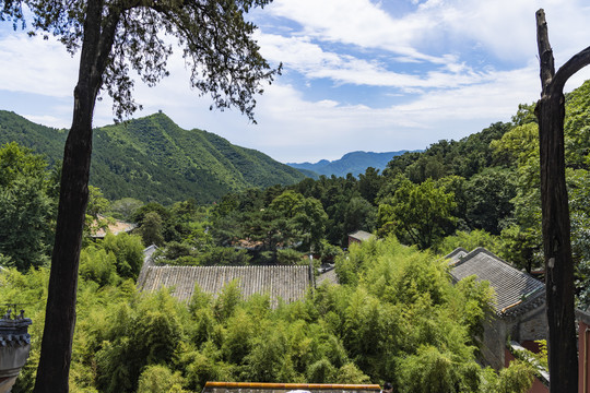 北京门头沟区潭柘寺景区风光