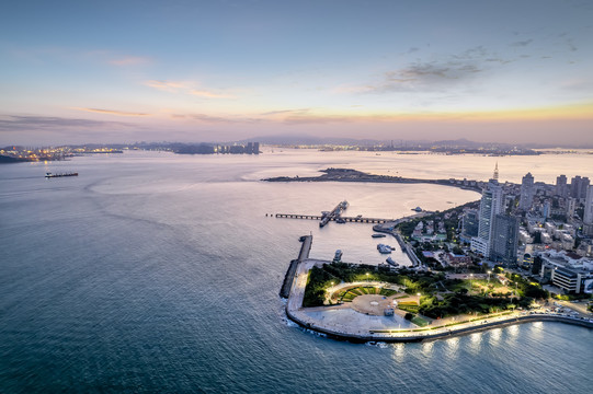 航拍青岛湾区城市夜景