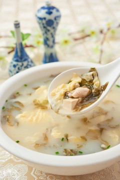 紫菜白玉蚝仔汤