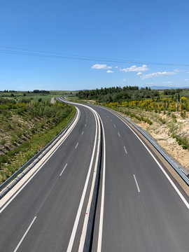 高速公路开车自驾