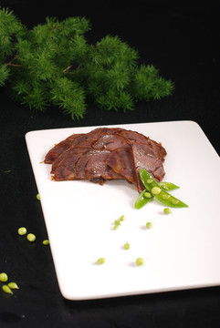 老卤牛肉