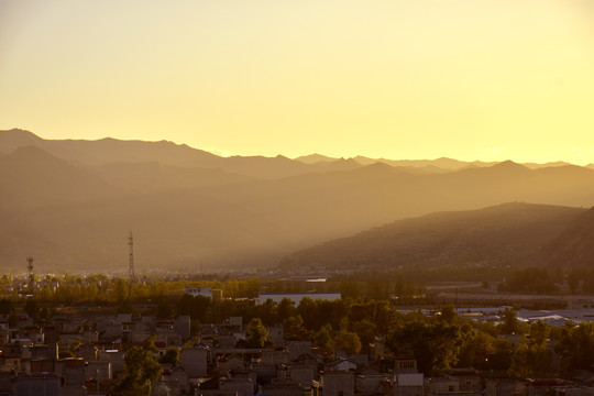 夕山晚照