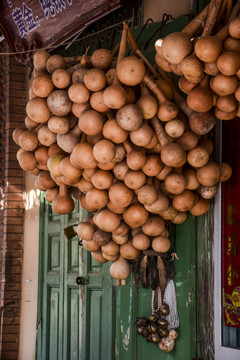 新疆喀什古城售卖的长葫芦