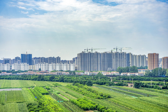 中国乡村城镇化建设