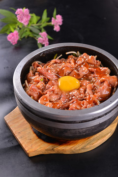 韩风石锅牛肉