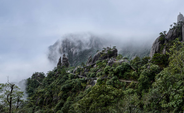 山青山云雾