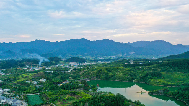 龙湖湿地水库