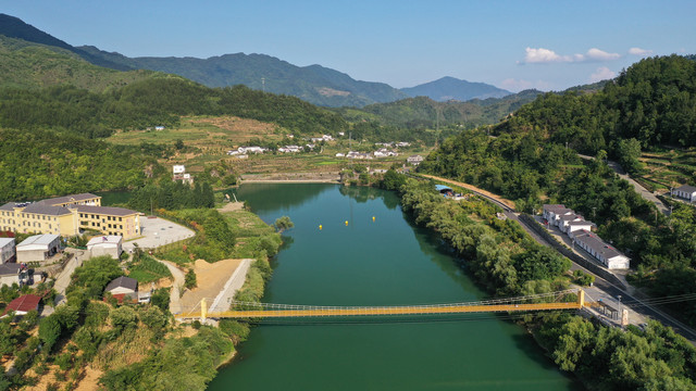 鄂坪大河湾