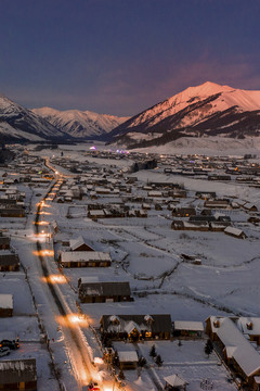 新疆阿勒泰禾木景区冬天雪景