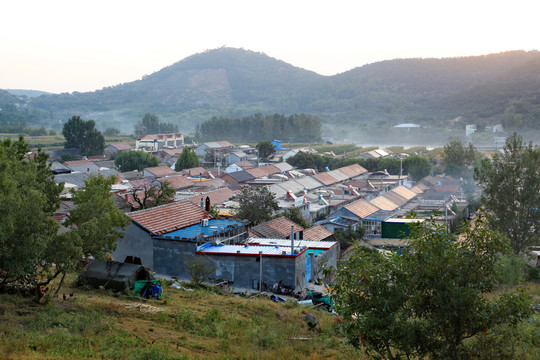 小山村