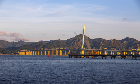 深圳湾大桥