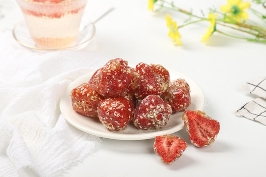 拔丝草莓冻干草莓
