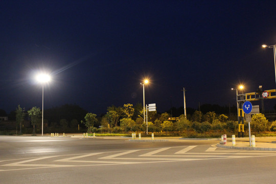 夜景公路斑马线路灯