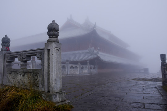 四川峨眉山金顶寺庙