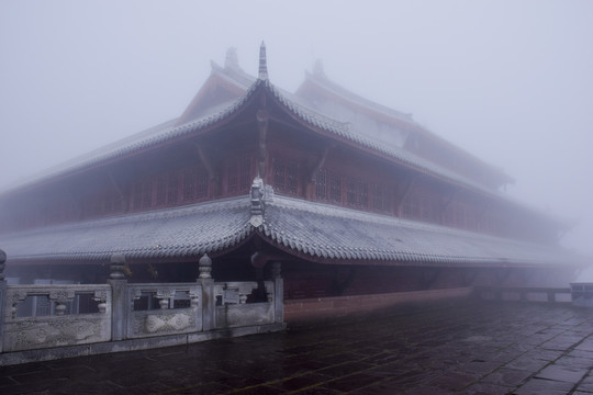 四川峨眉山金顶寺庙