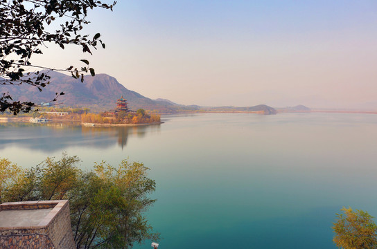 北京秋季景色莽山红叶拍摄