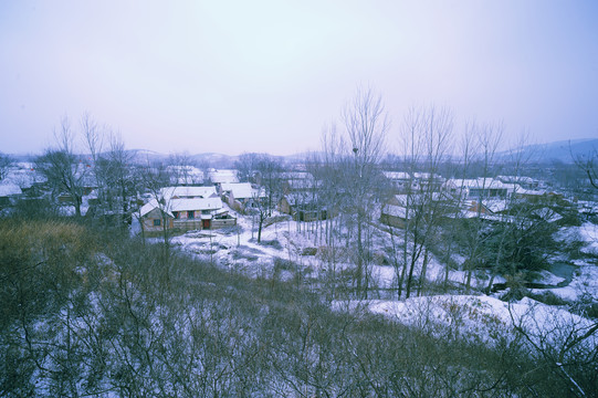 老农村下雪