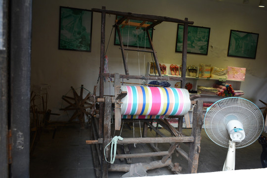 古代织布机