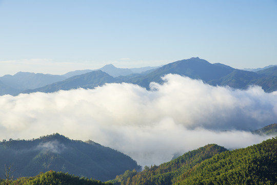 山间云海