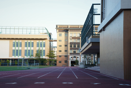 学校跑道