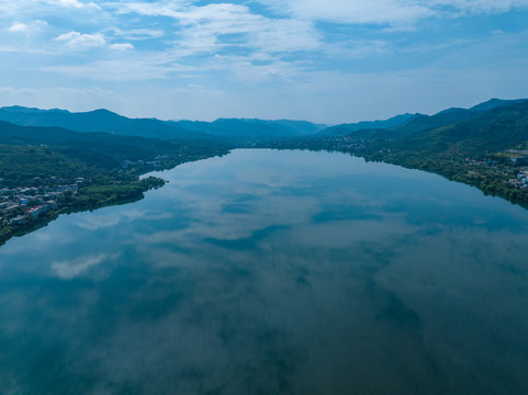 航拍济南锦绣川水库