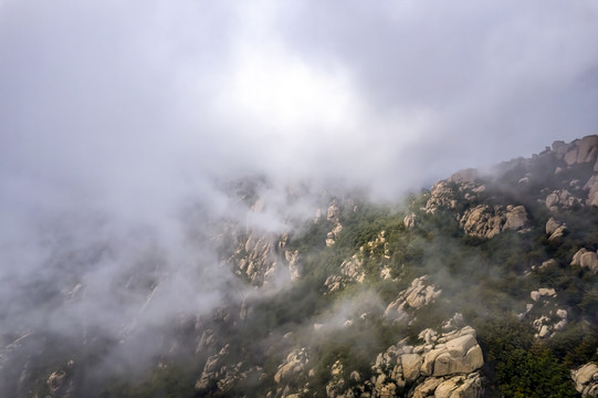 航拍青岛崂山海上第一名山