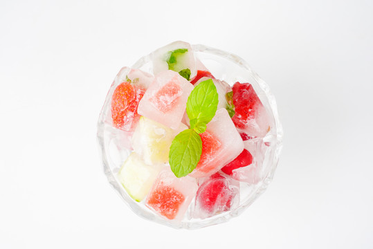 夏季冰块水果
