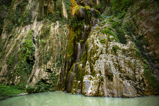 黑山谷风光