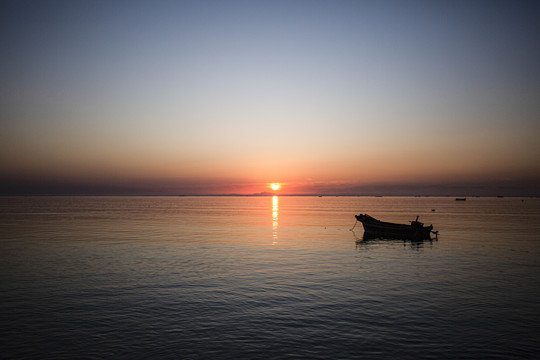 海滨日出