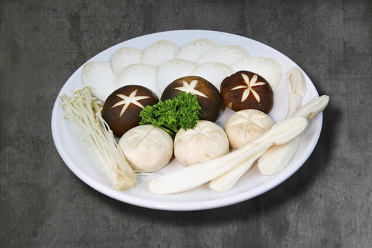 烤什锦蘑菇