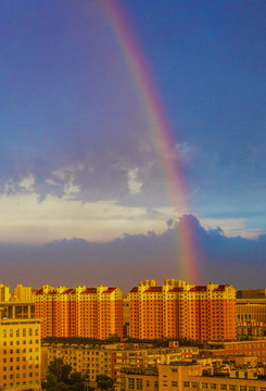 雨后彩虹