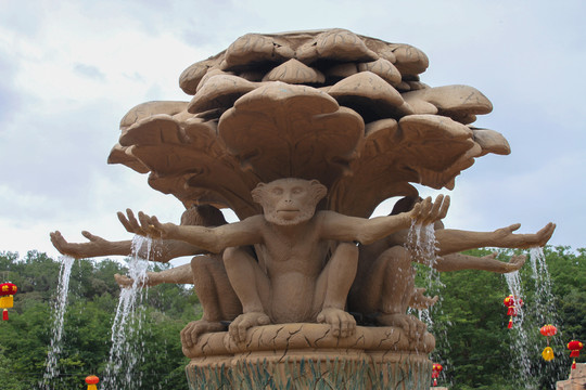 大型猴子石雕