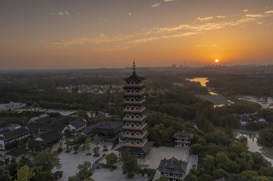 江苏扬州瘦西湖大明寺晨曦景观