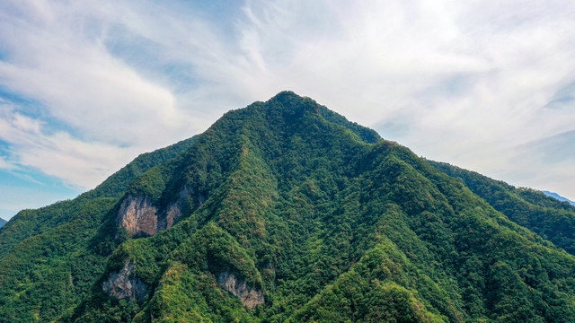 洞宾高山