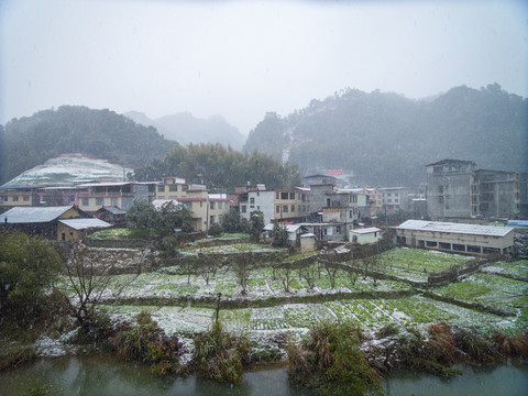 广西桂林市雪景