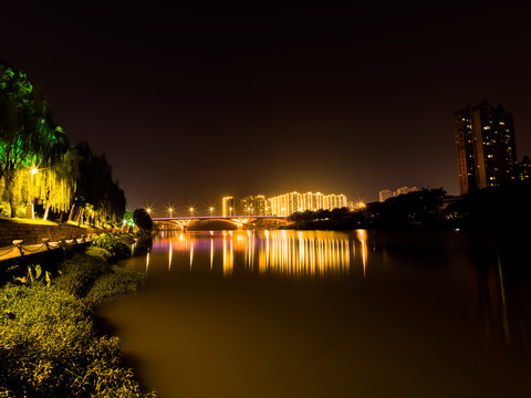 广西钦州永福大桥夜景