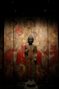 山东青州博物馆龙兴寺佛像