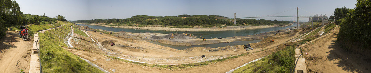 来宾城南河堤改建