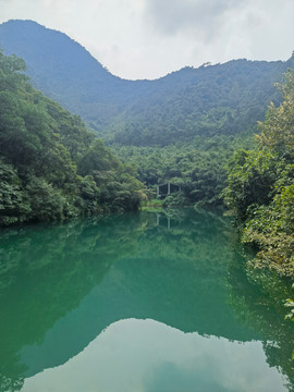 紫云谷天青湖