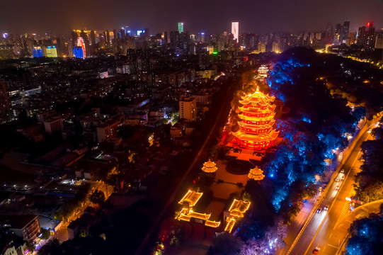 航拍武汉黄鹤楼夜景灯光秀景观